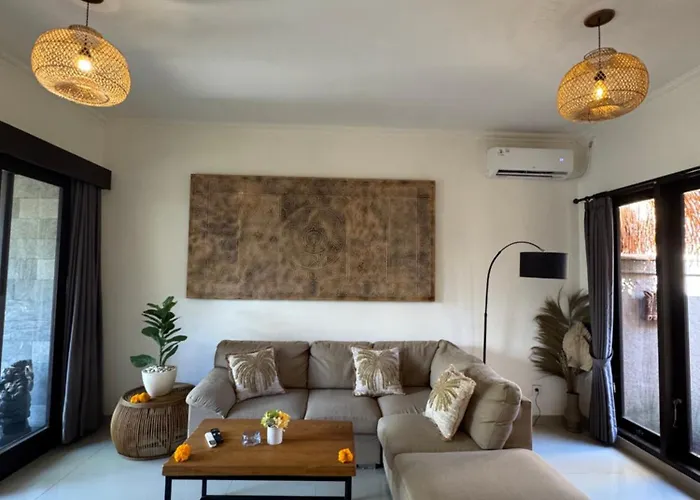 Ls Villa Uluwatu