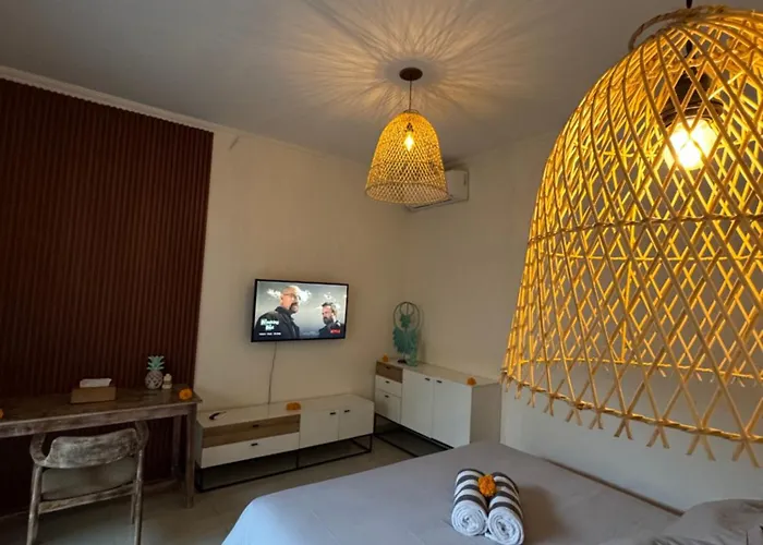 Ls * Uluwatu